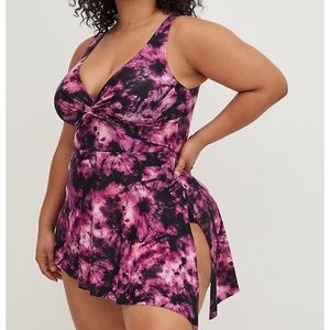Twist front Asymmetrical Side Tie one-piece swimsuit size 3